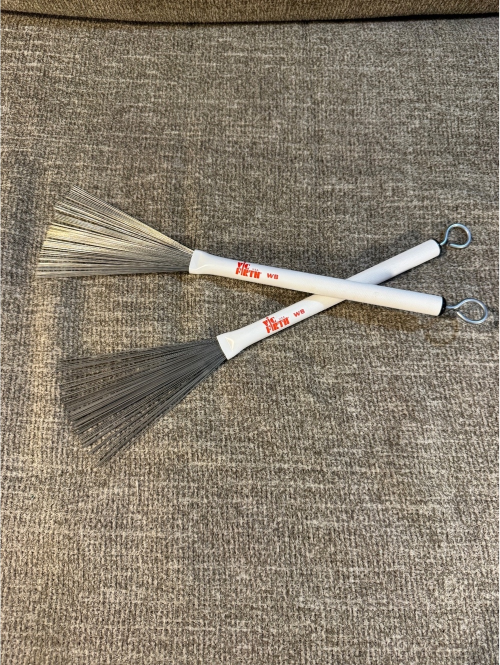 Vic Firth WB Jazz Brushes - Retractable Wire Drum Brushes